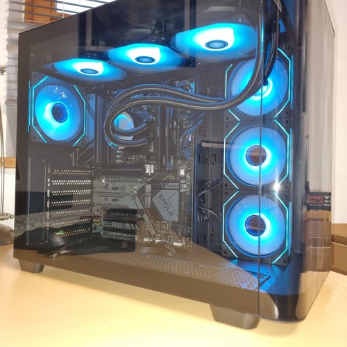 Gamer amd ryzen 7 9800x3d - amd,